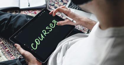 Cursos virtuales a medida o cursos estándar